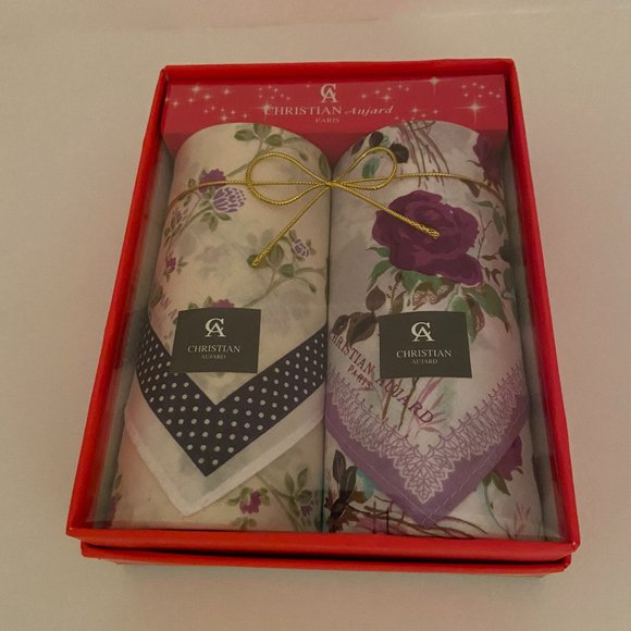 Christian Aujard Paris Handkerchief Set in Gift Box - Picture 2 of 3